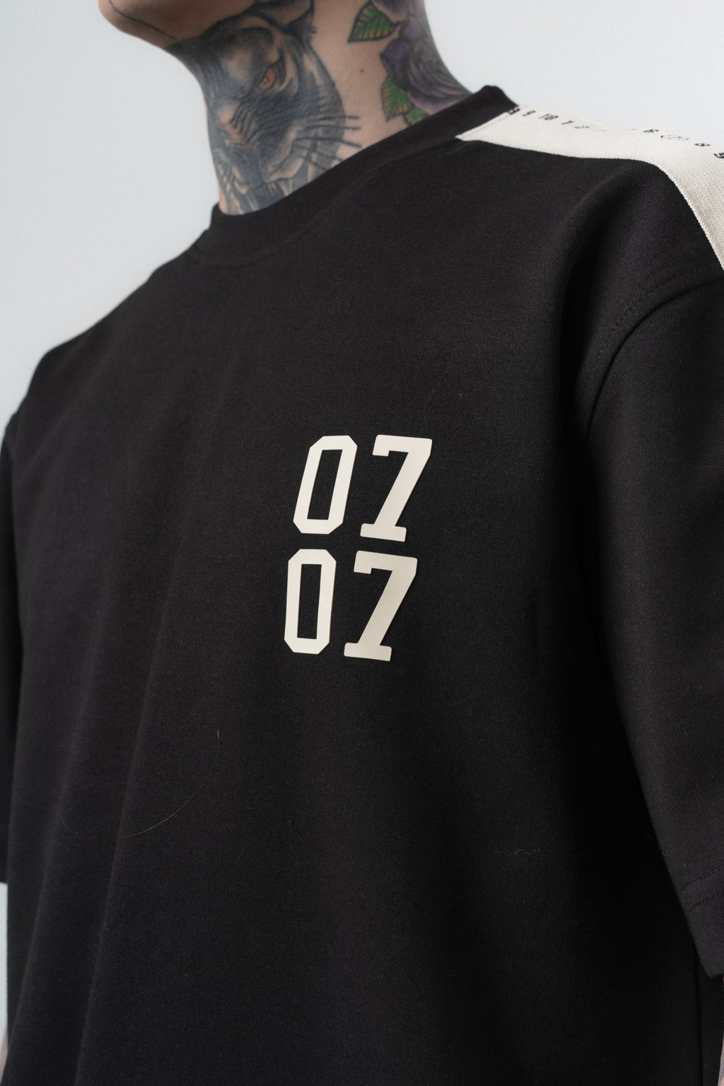 07 Striped Regular Fit Tracksuit Black