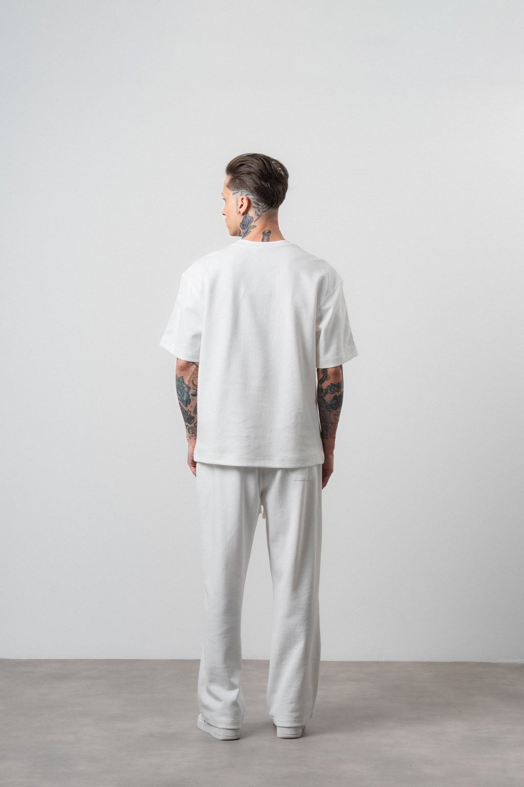07 Striped Regular Fit Tracksuit Ecru