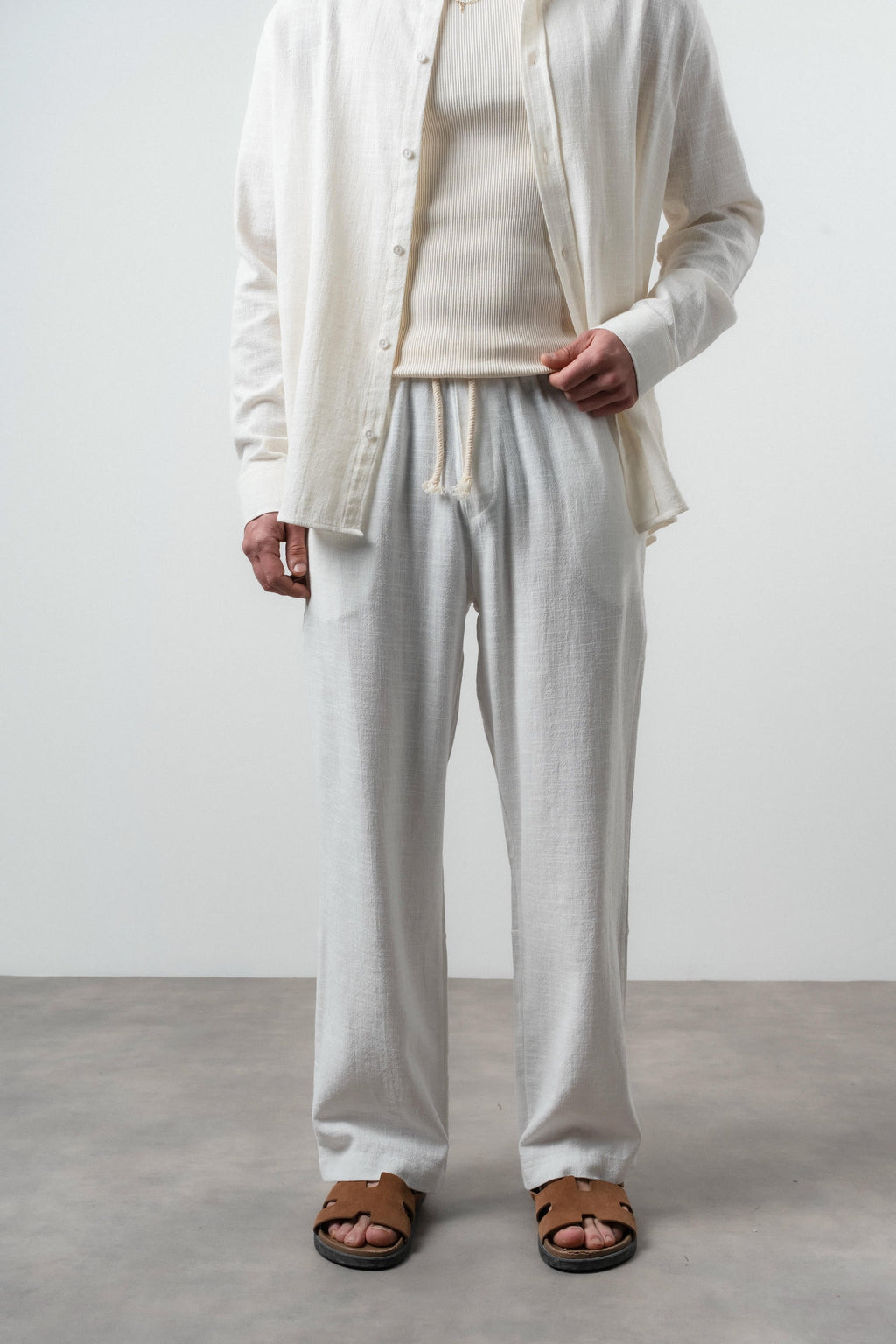 R Embroidered Baggy Sweatpant White