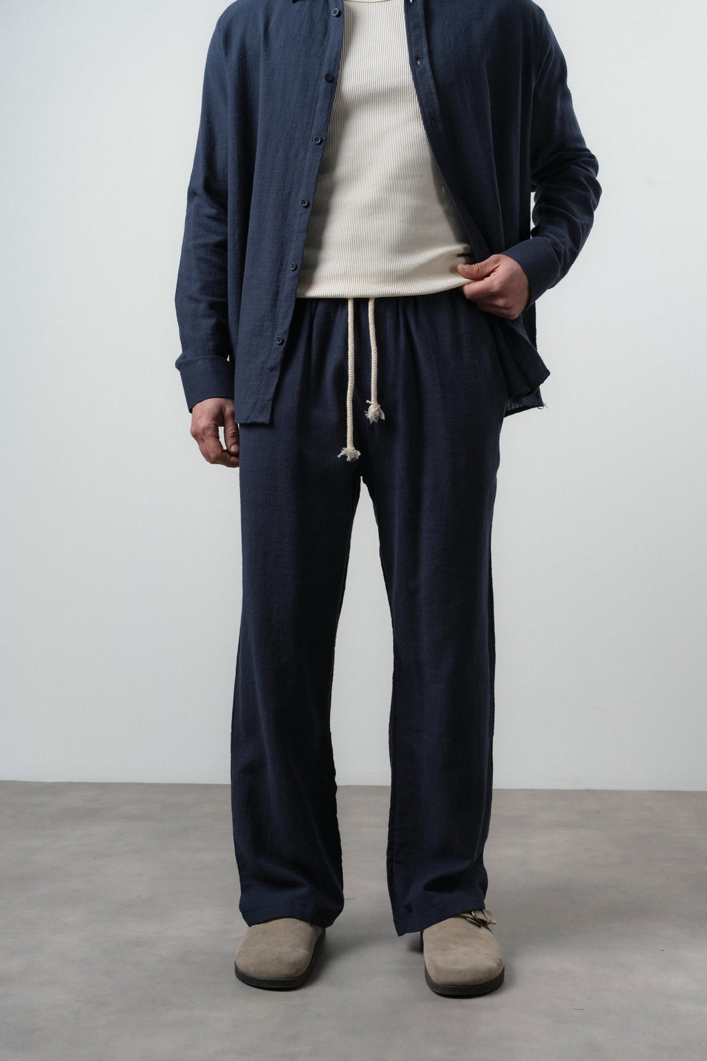 R Embroidered Baggy Sweatpant Navy