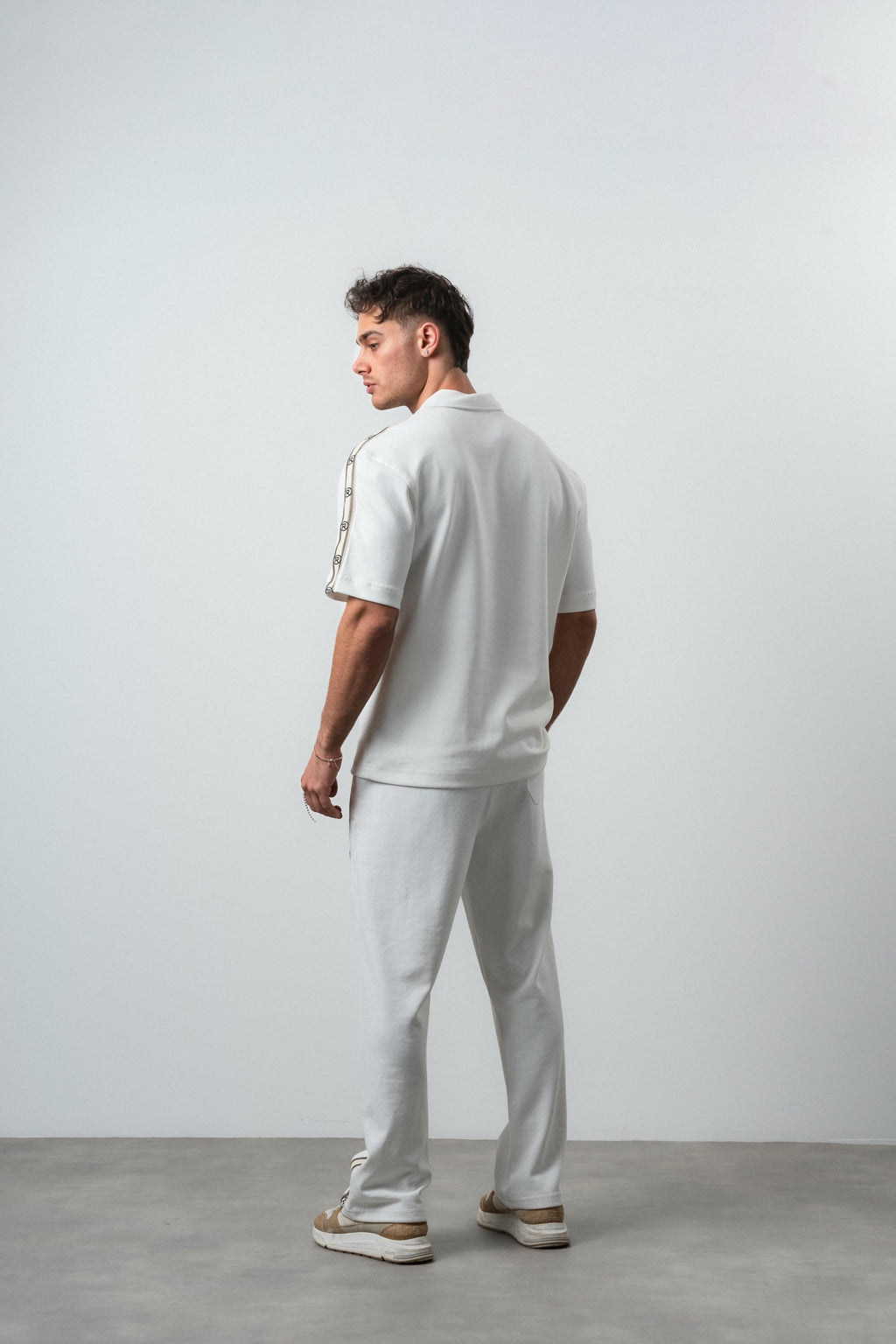 R Striped Regular Fit Tracksuit Ecru