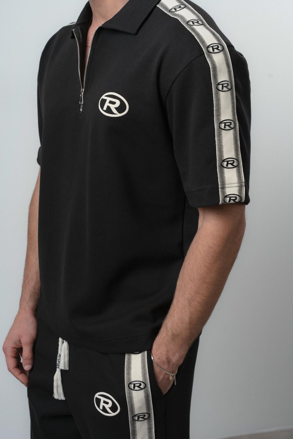 R Striped Regular Fit Tracksuit Black