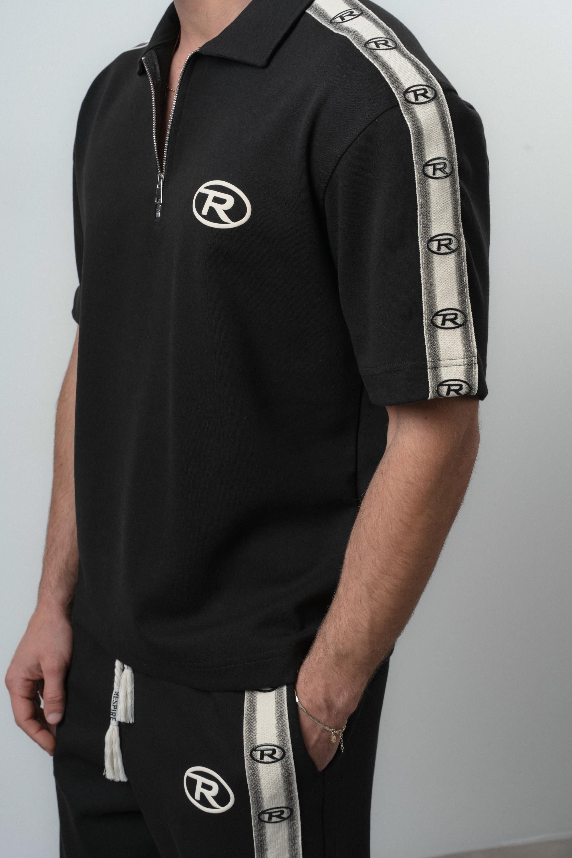 R Striped Regular Fit Tracksuit Black