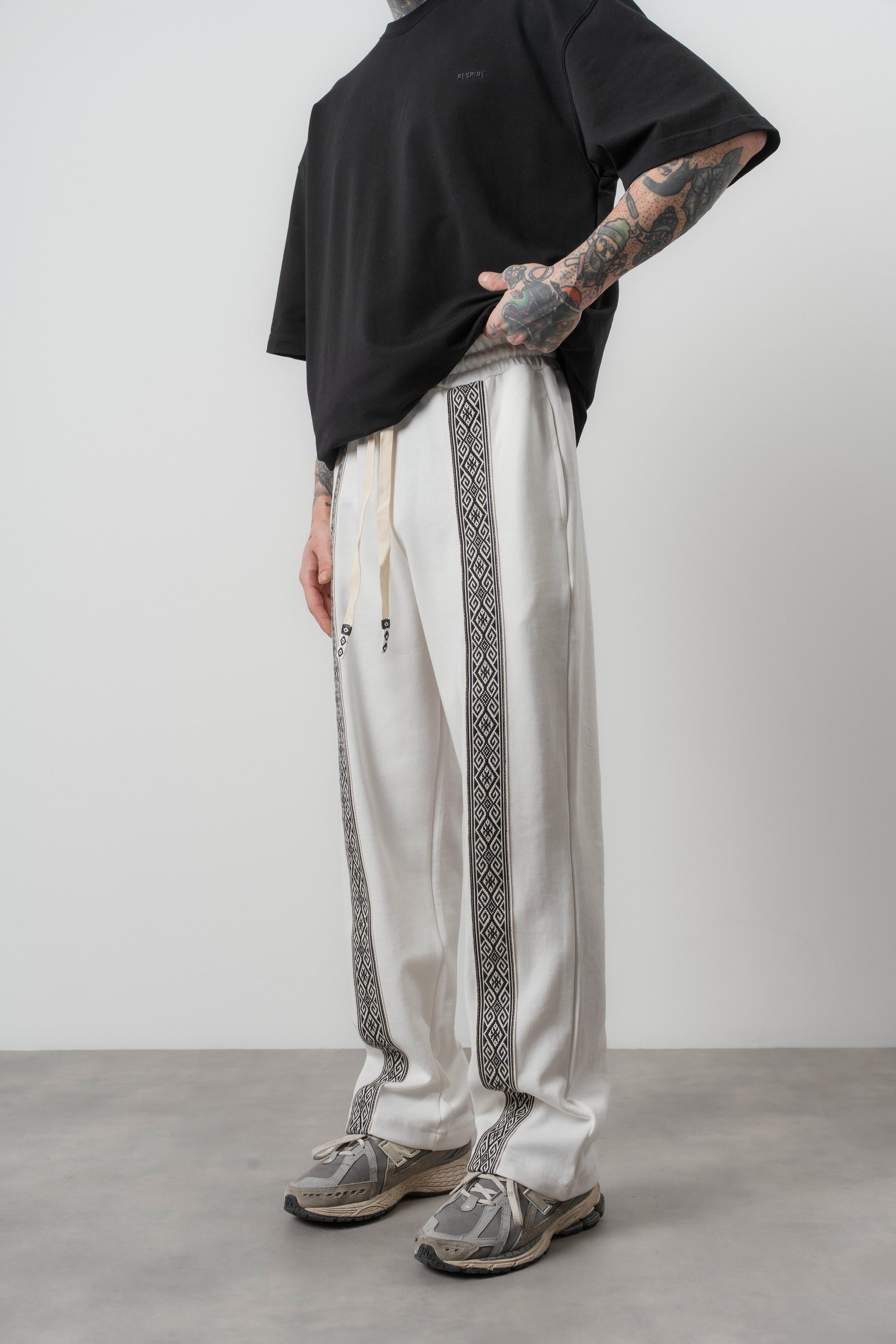 Ethnic Baggy Sweatpant Ecru