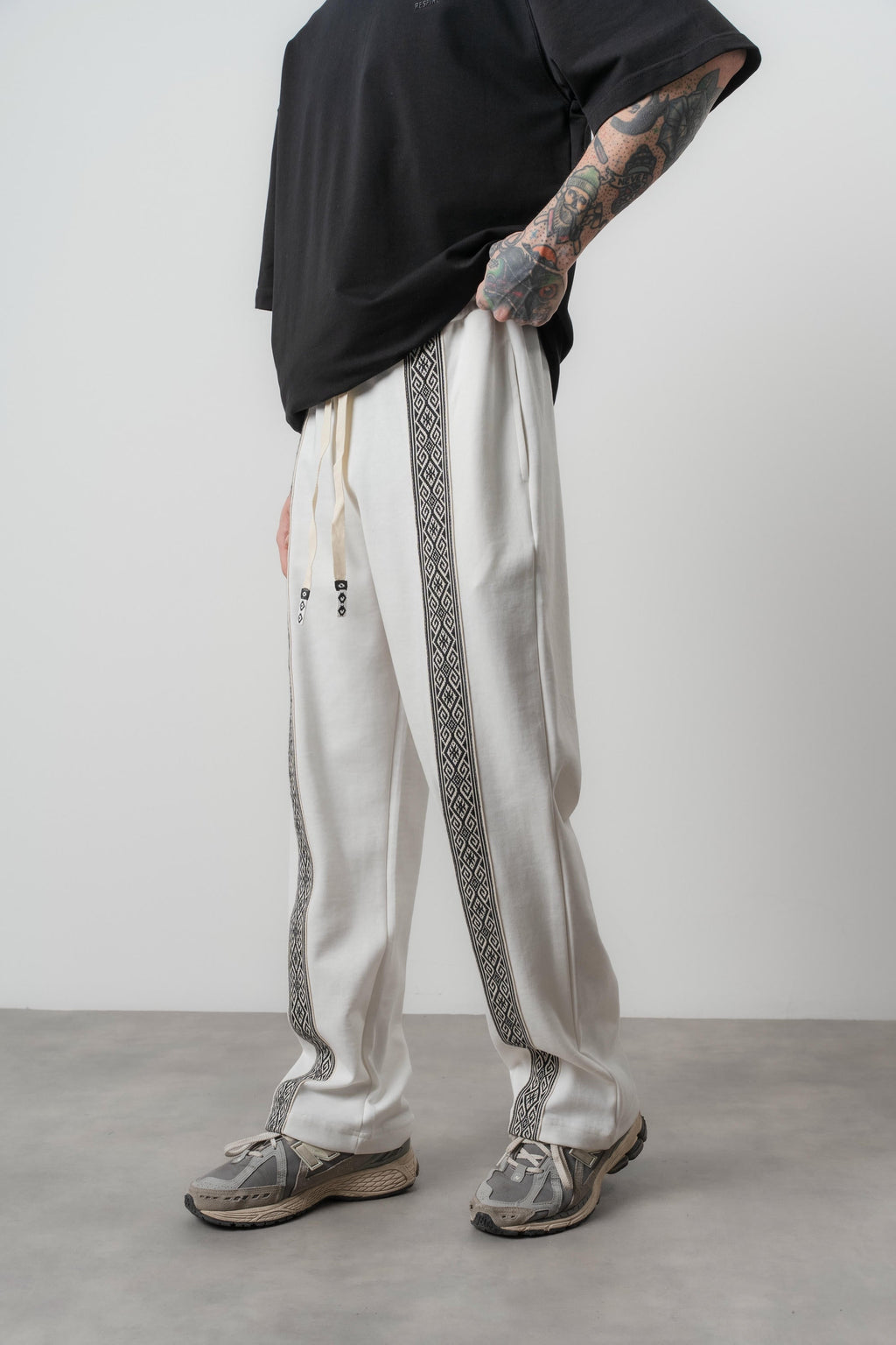 Ethnic Baggy Sweatpant Ecru
