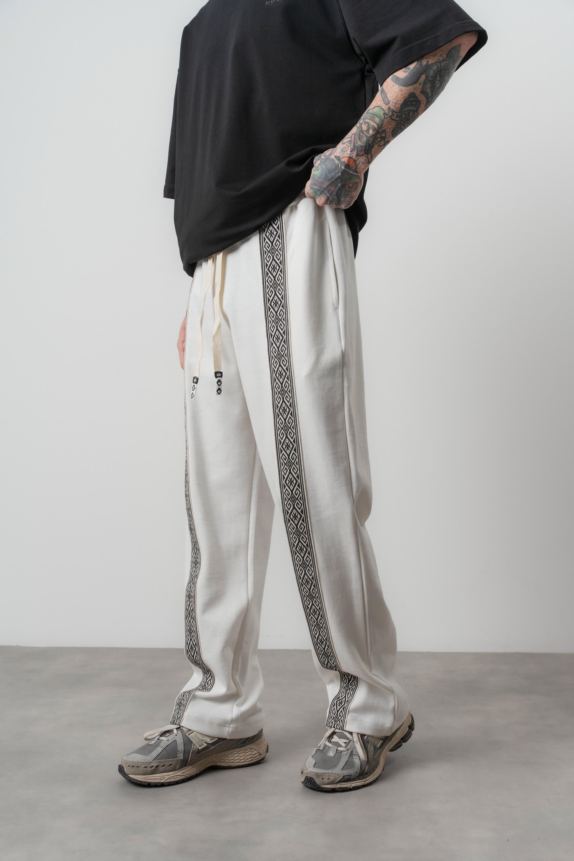 Ethnic Baggy Sweatpant Ecru