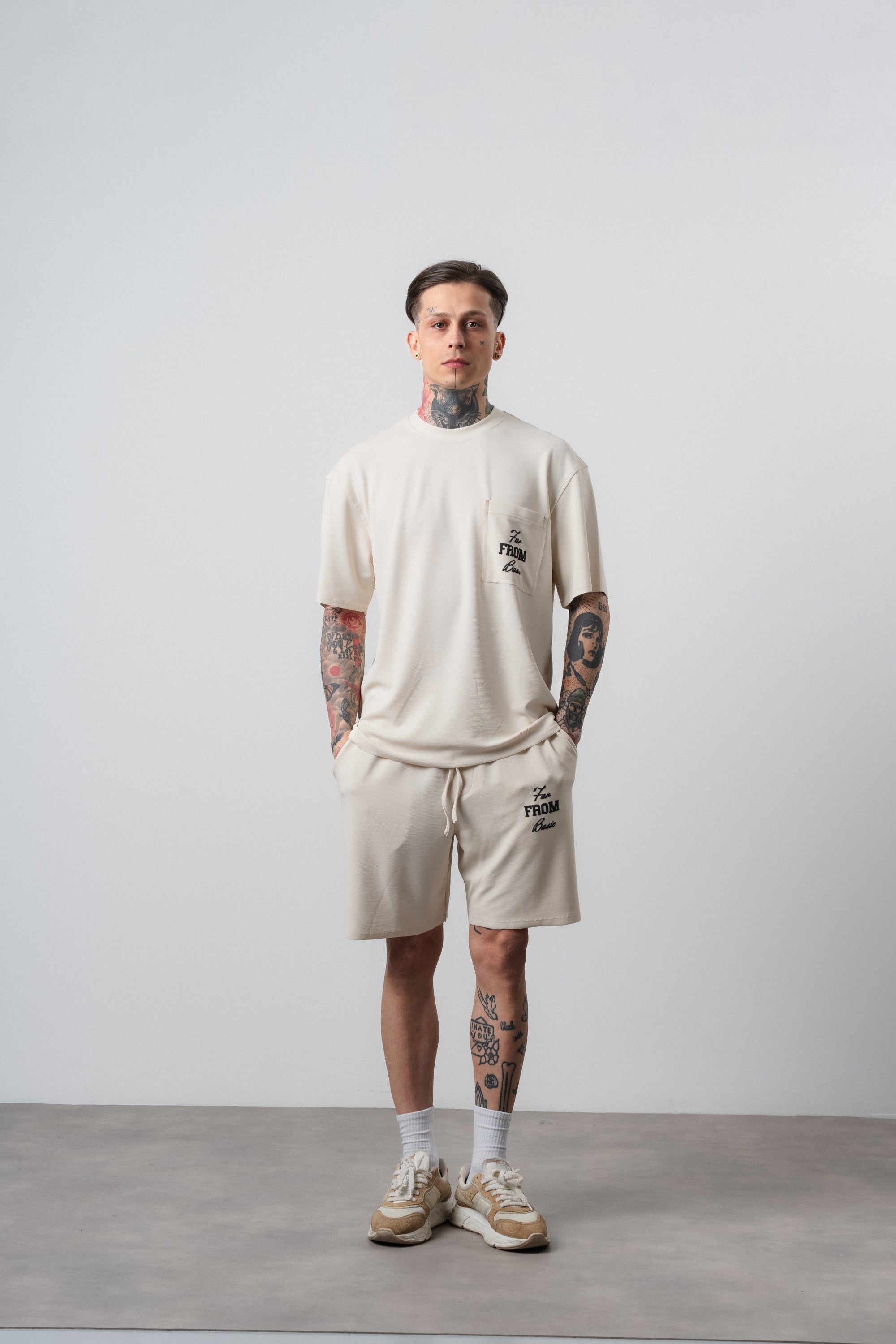 Far From Basic Regular Fit Set Beige