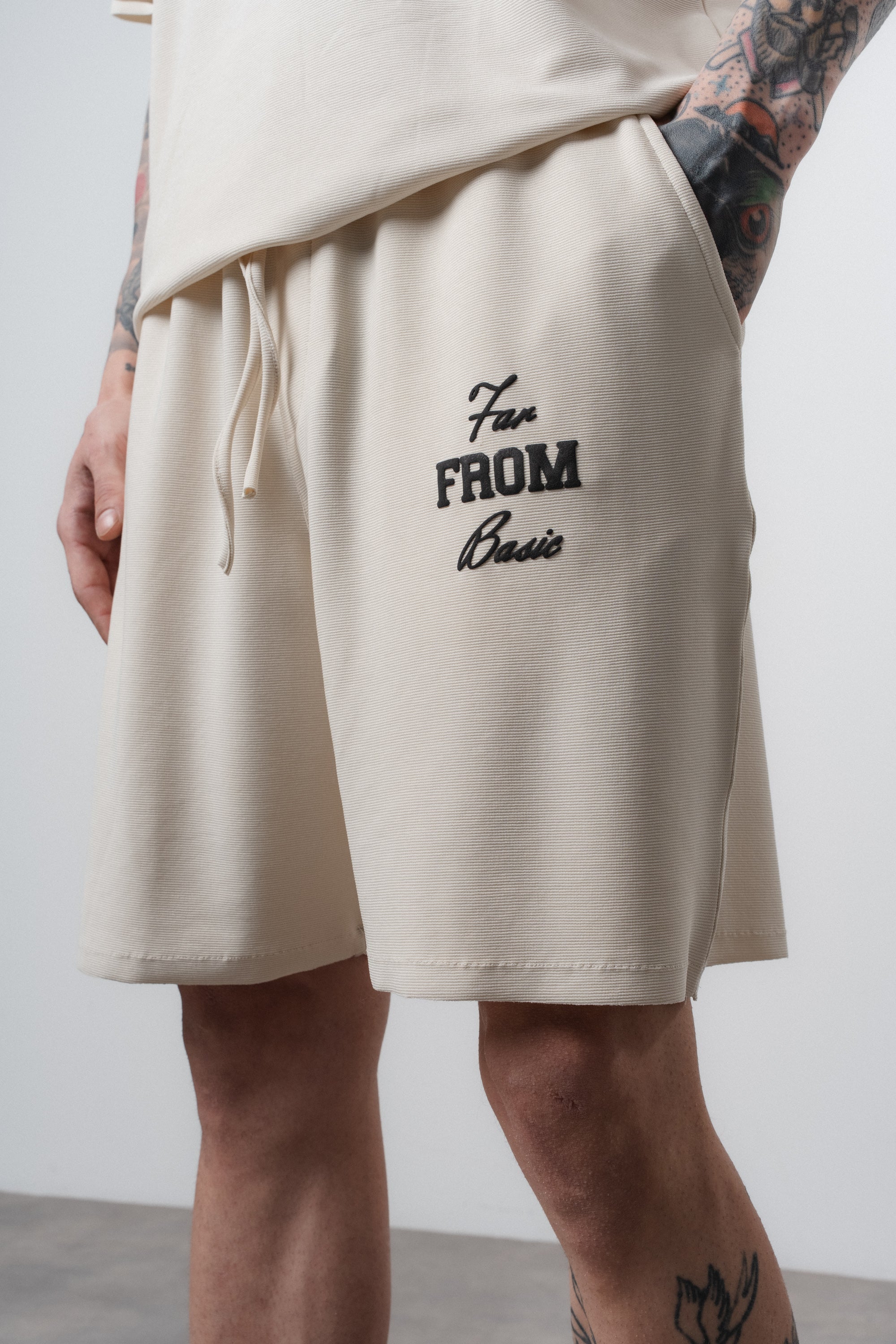 Far From Basic Regular Fit Set Beige