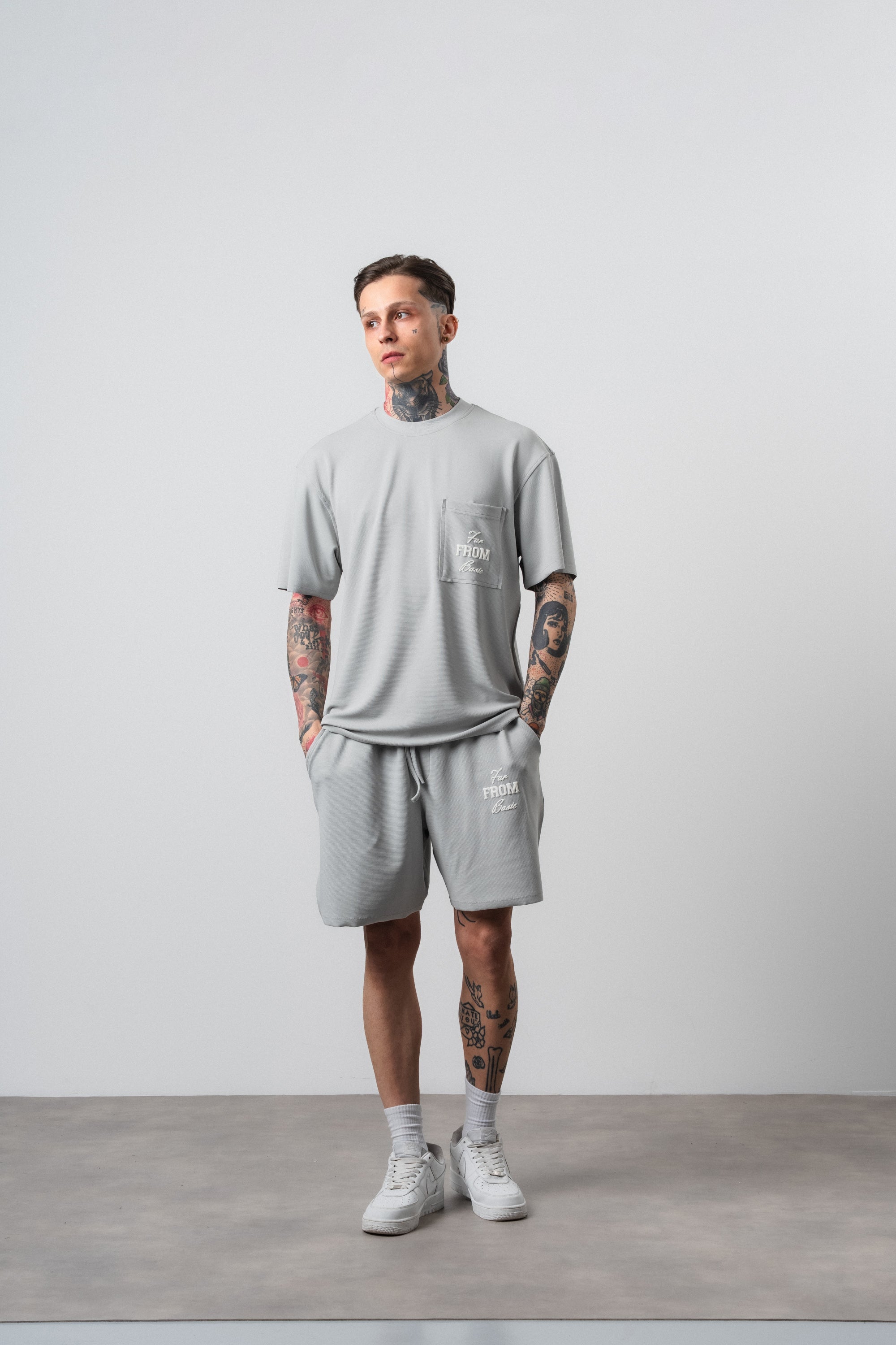Far From Basic Regular Fit Set Gray