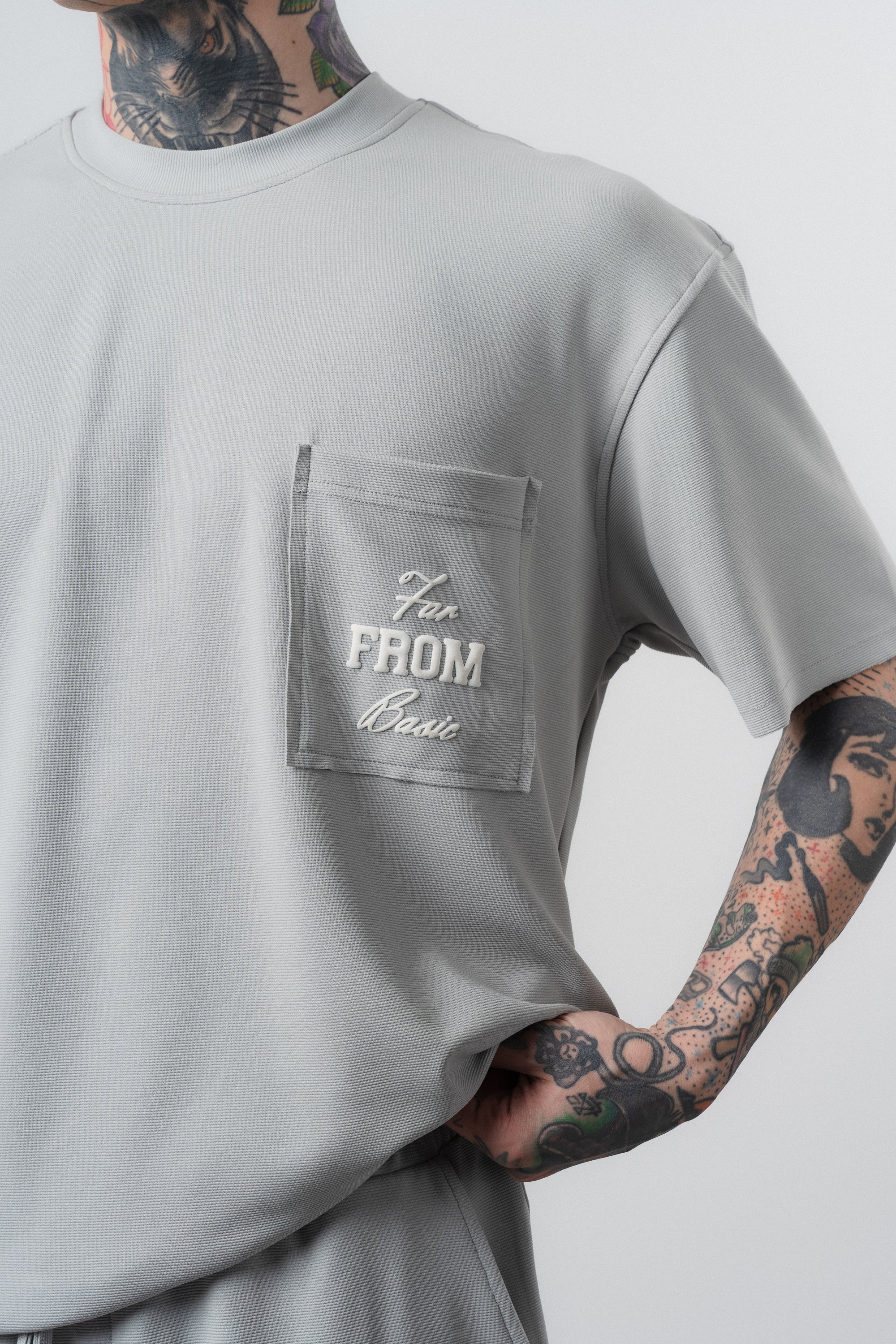 Far From Basic Regular Fit Set Gray