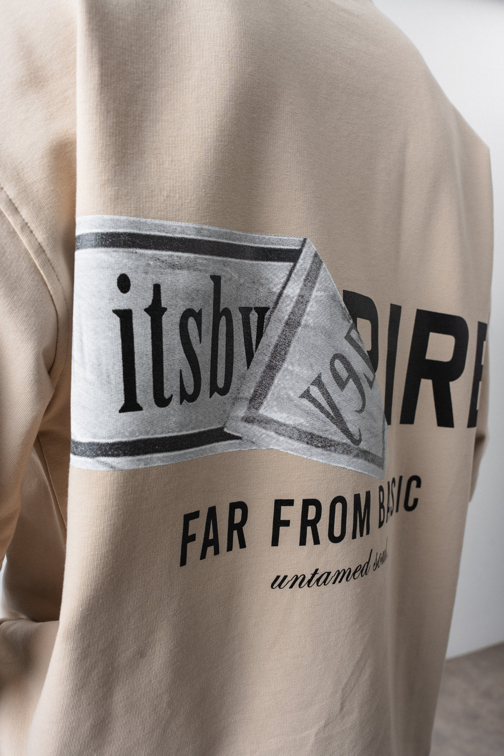 Respire x Itsbyzey Oversized T-Shirt Beige
