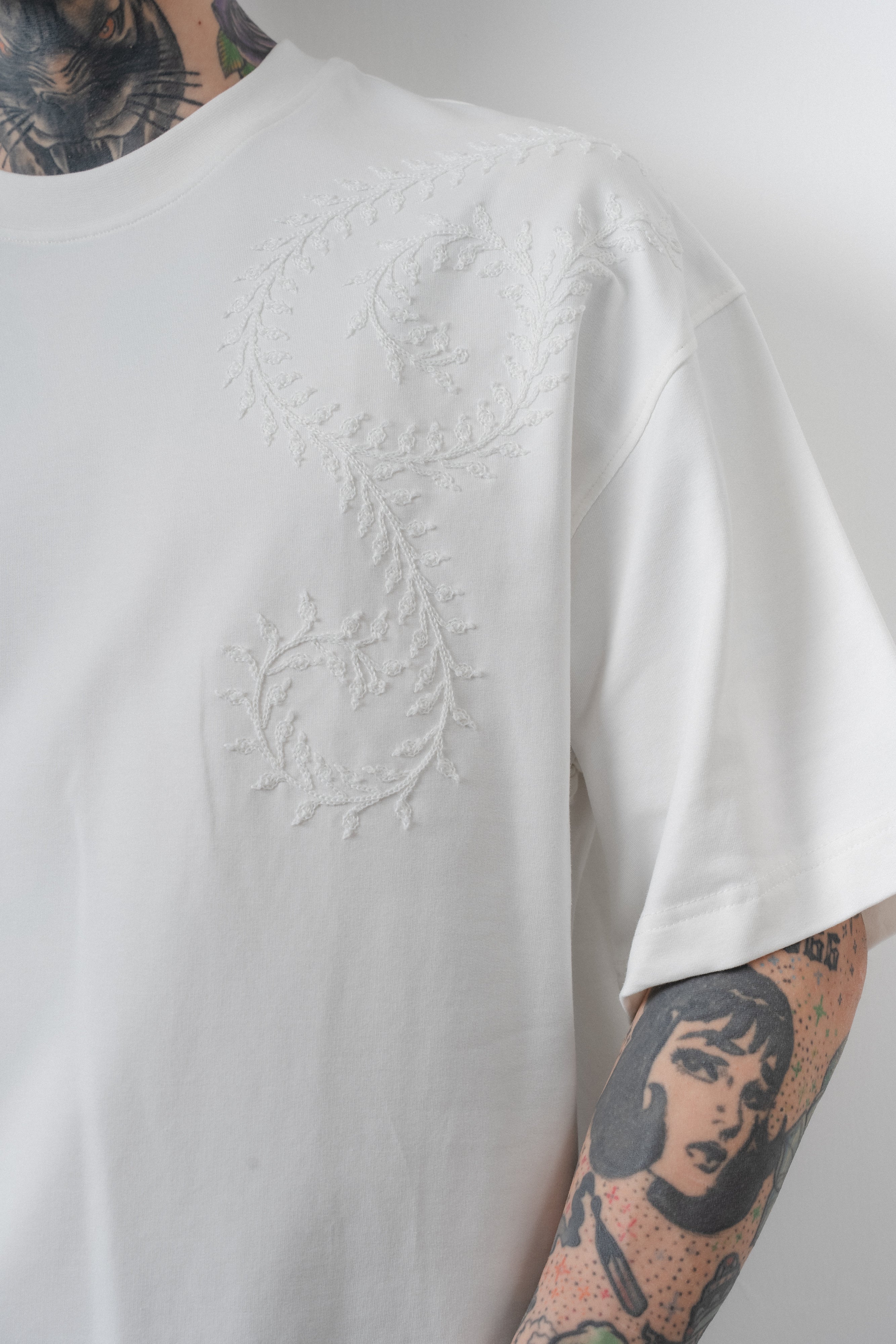 Itsbyzey Spiral Oversized T-Shirt Ecru