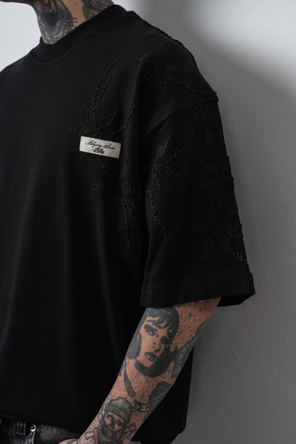 Min x Itsbyzey Oversized T-Shirt Black