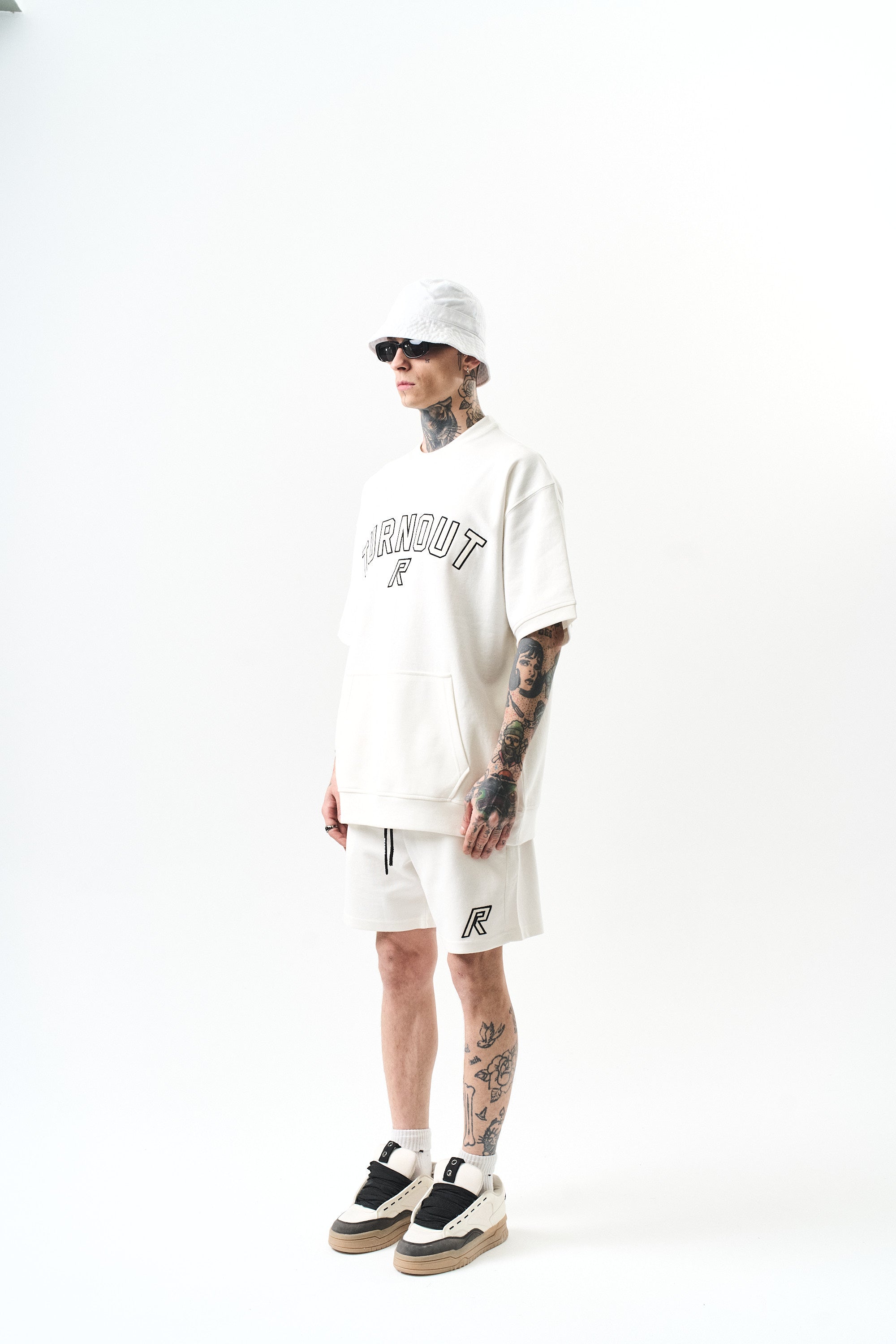 Turnout Oversized Set Ecru
