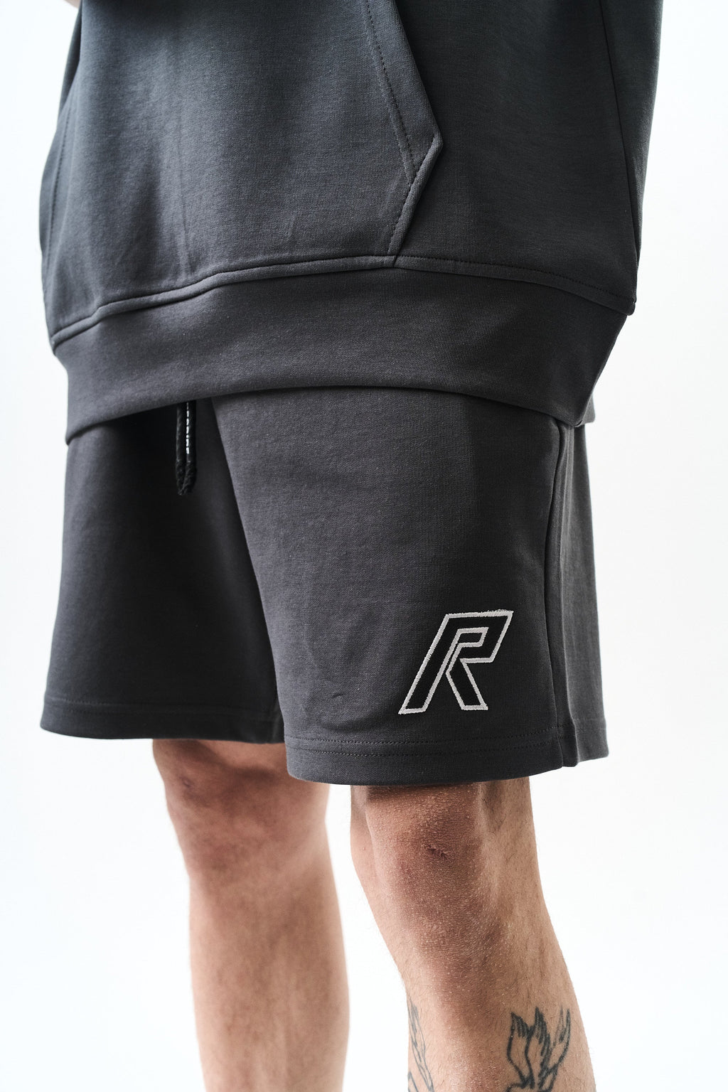 Turnout Oversized Set Smoked