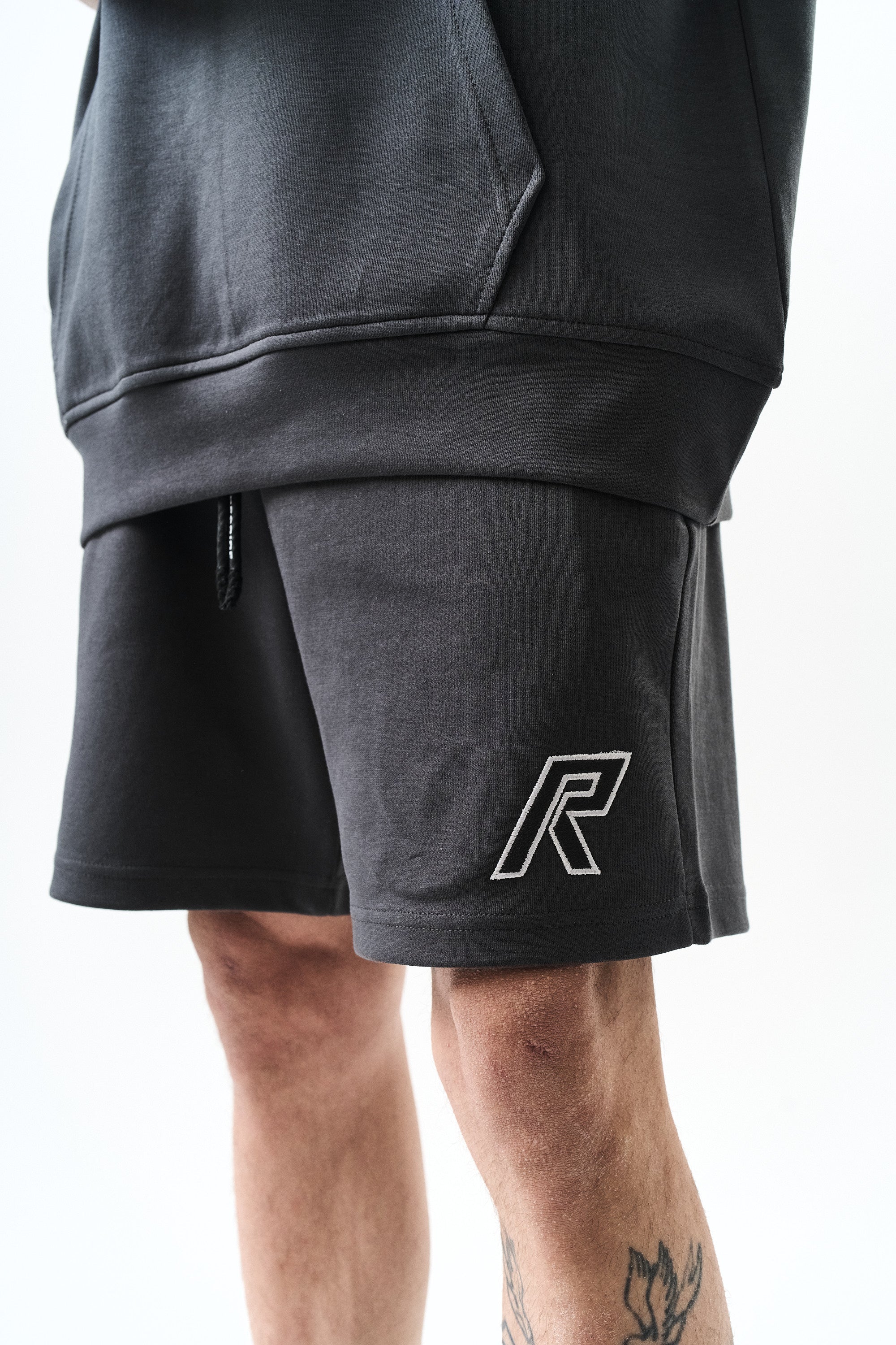 Turnout Oversized Set Smoked