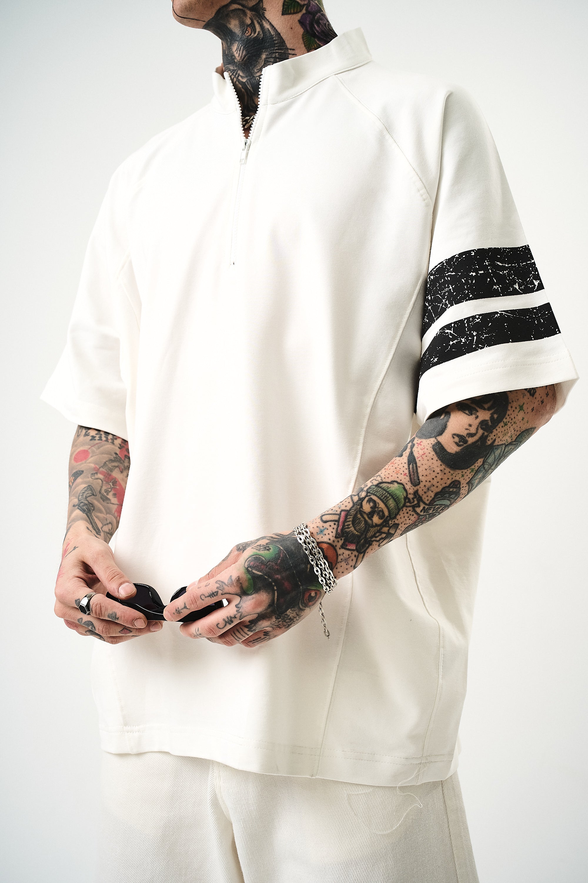 84 Zone Oversized T-Shirt Ecru