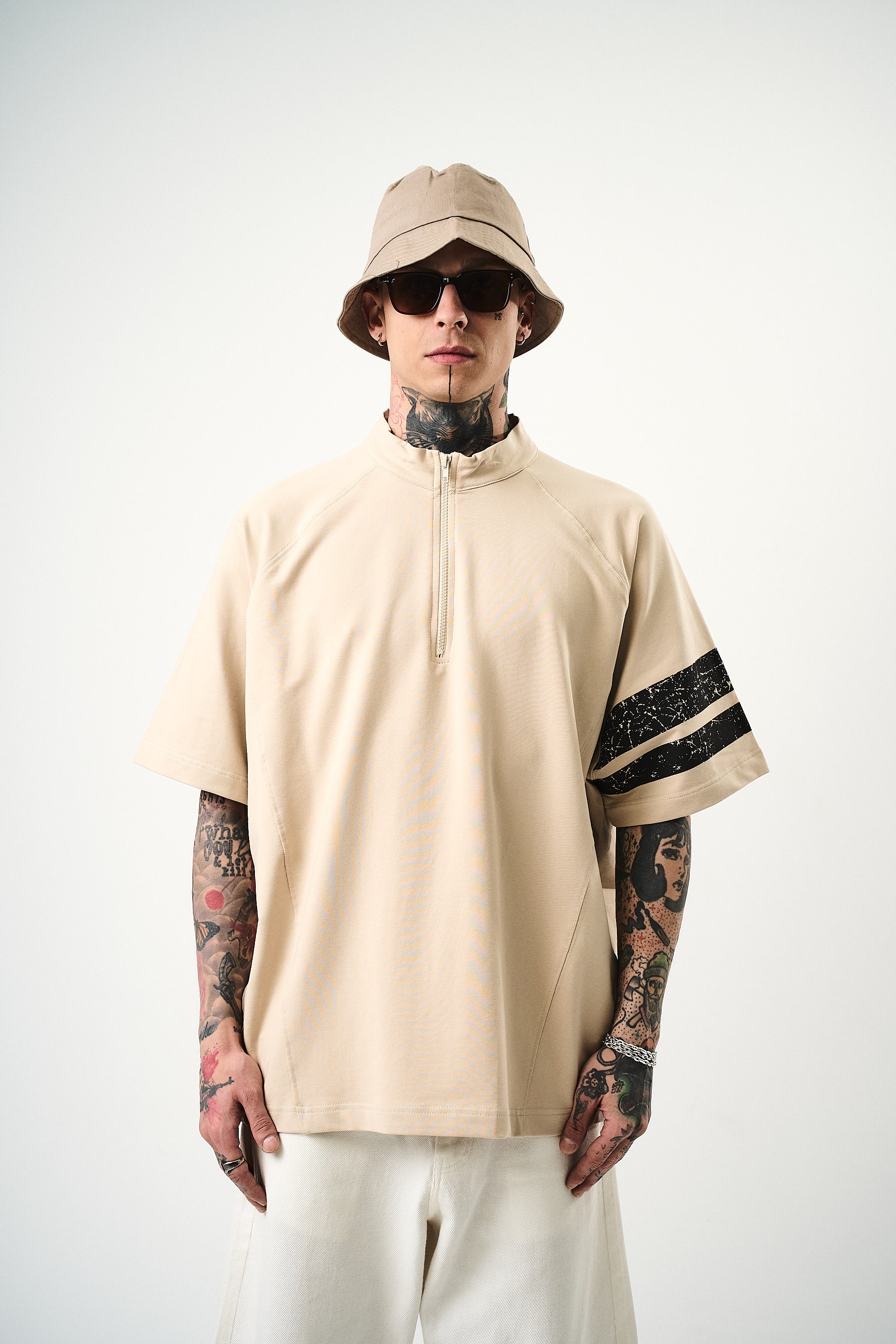 84 Zone Oversized T-Shirt Beige