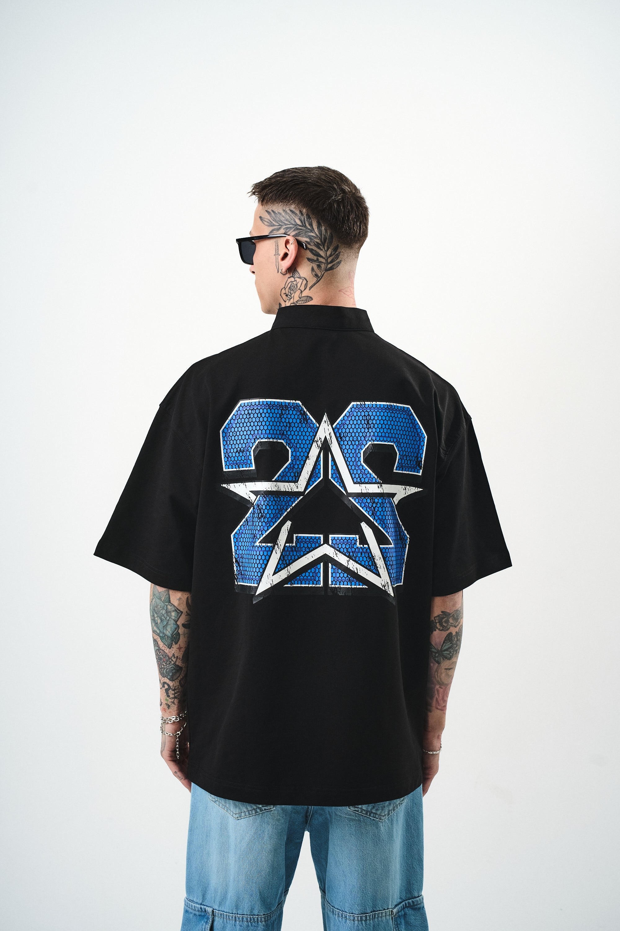 22 Oversized T-Shirt Black