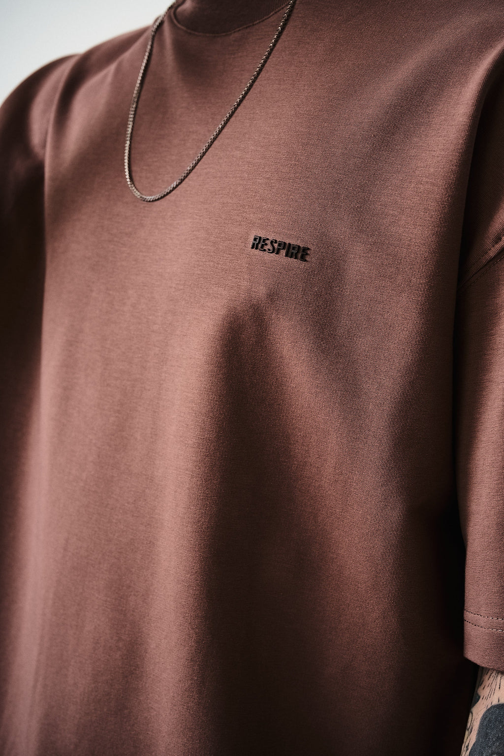 Respire Injection Printed Oversized T-Shirt Brown