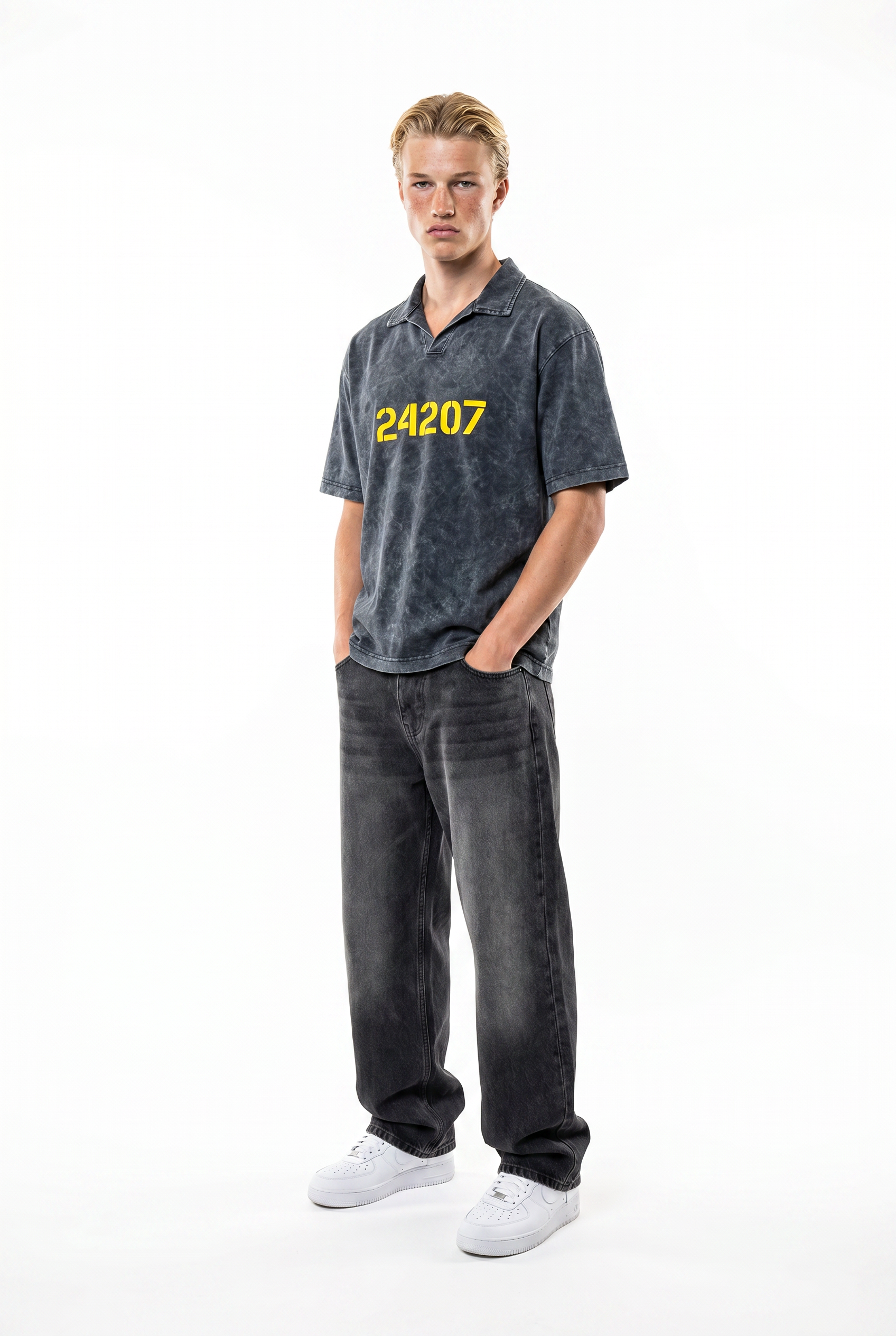 24207 Washed Oversized T-Shirt Black