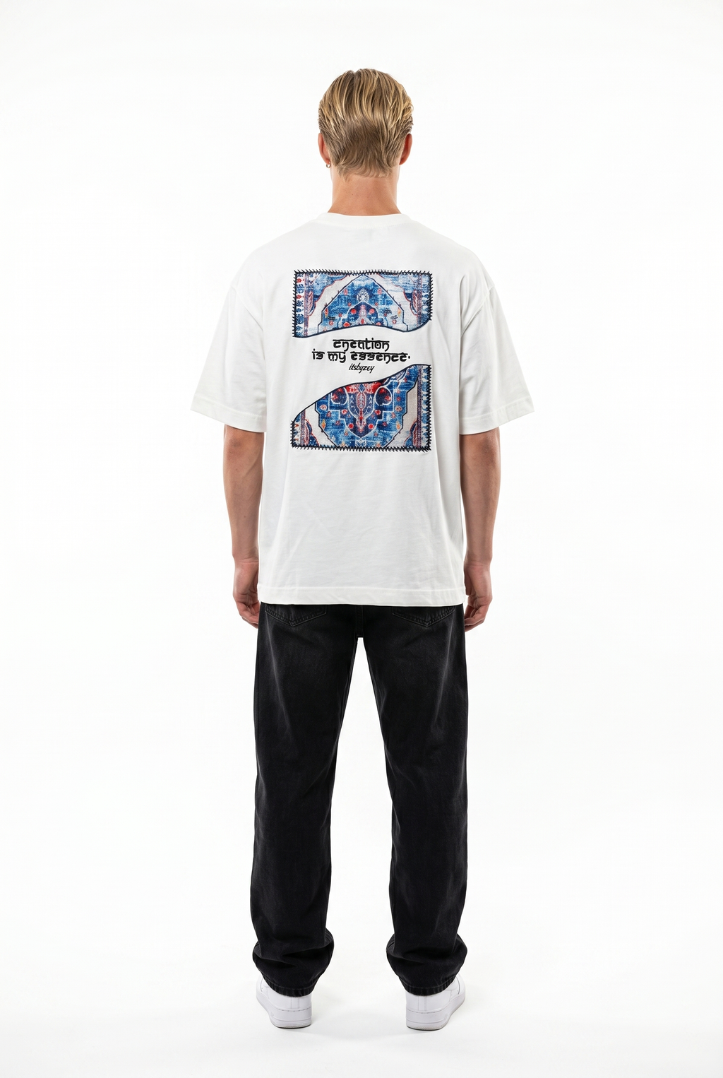 Itsbyzey Oversized T-Shirt Ecru